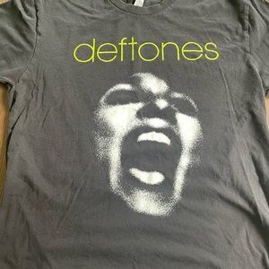 Deftones concert tee